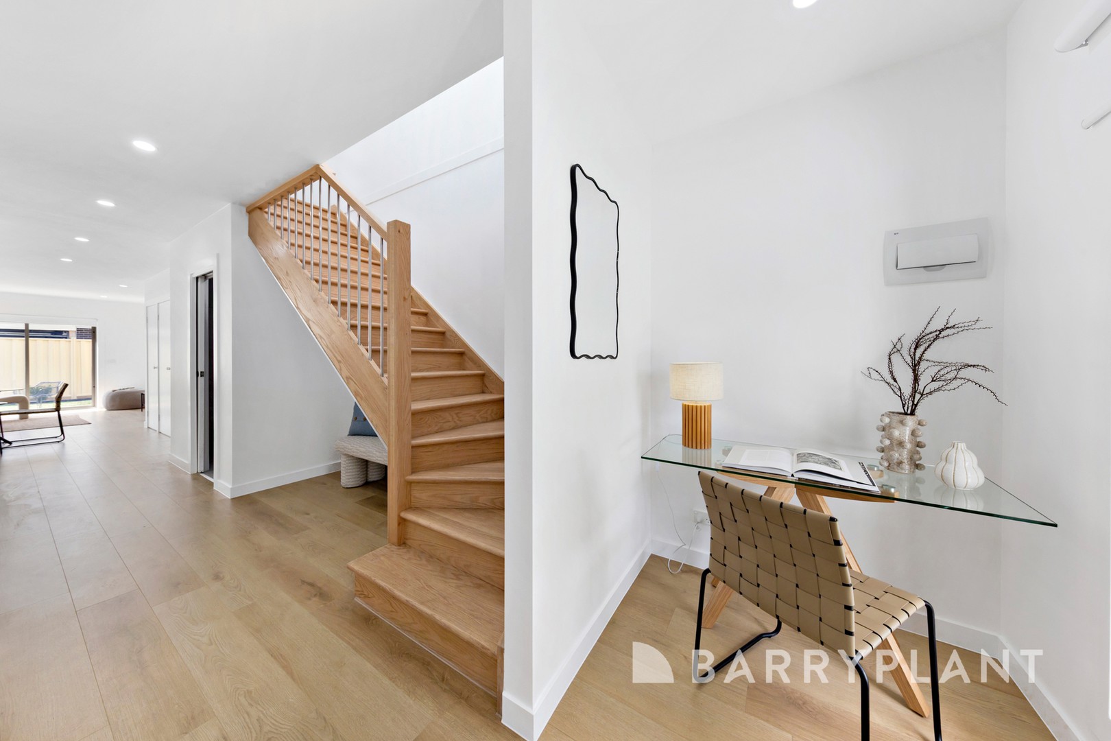 2/10 George Street, St Albans, VIC 3021, St Albans - Thumbnail 3