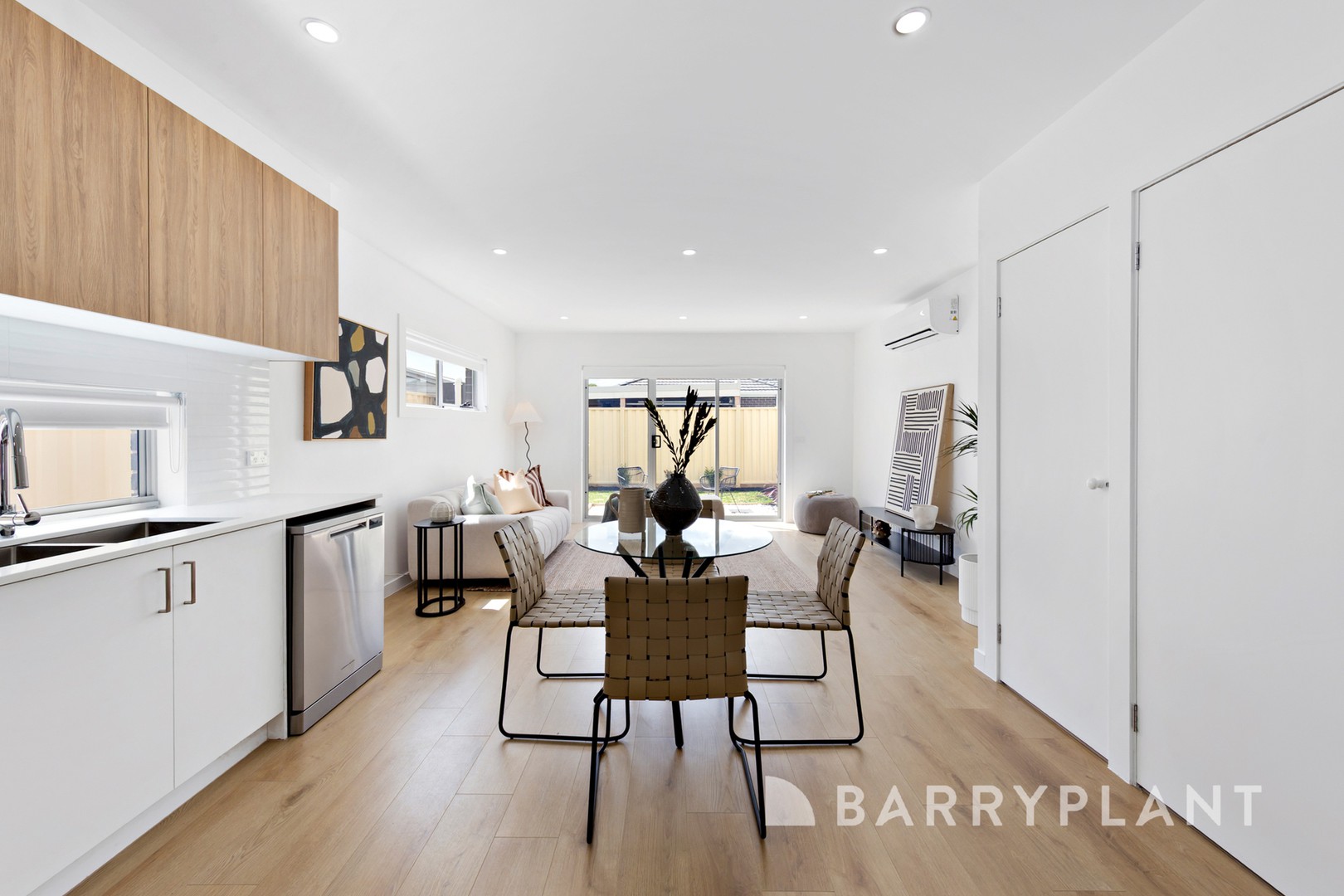2/10 George Street, St Albans, VIC 3021, St Albans - Thumbnail 6