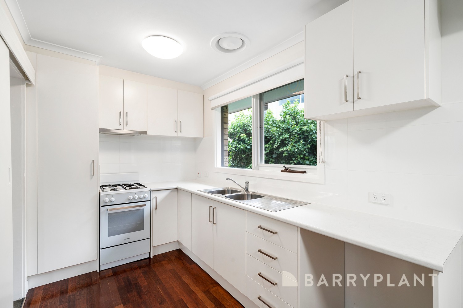 2/10 Hatfield Court, West Footscray, VIC 3012, West Footscray - Thumbnail 3