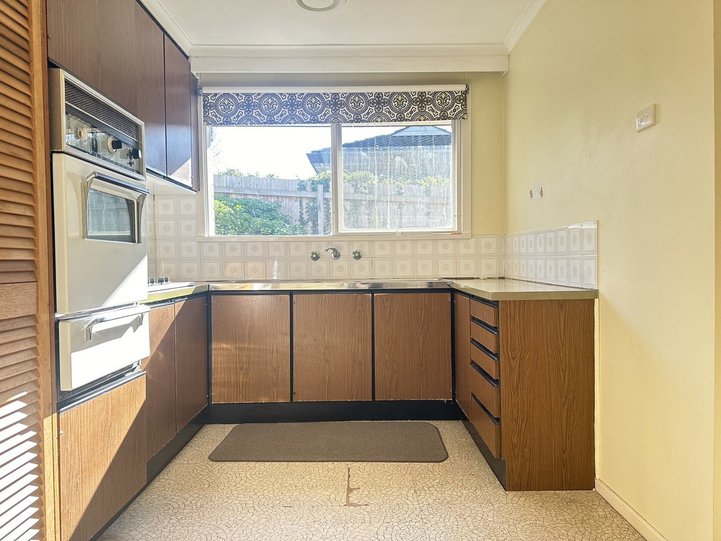 2/10 Hotham Street, Mont Albert, VIC 3127, Mont Albert - Thumbnail 3