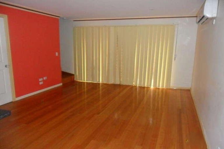 2/10 John Street, St Albans, VIC 3021 - Thumbnail 2 - 16/09/2026