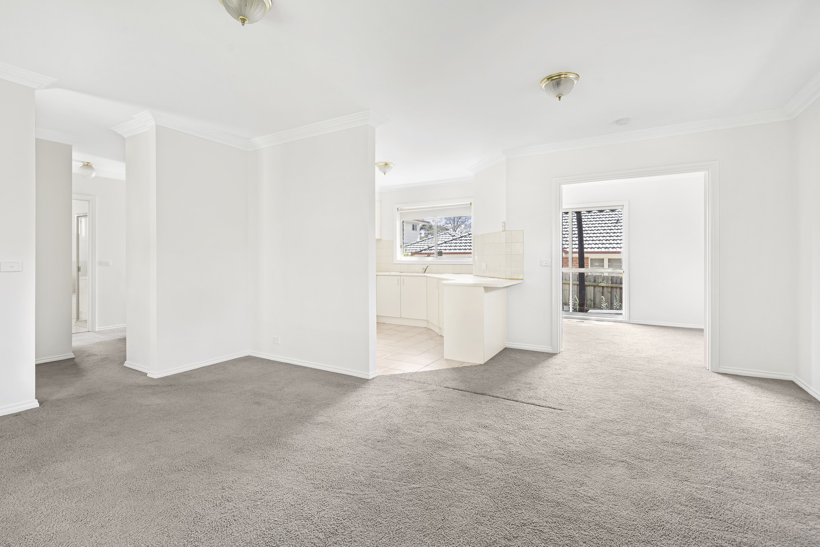 2/10 Laird Street, Croydon, VIC 3136, Croydon - Thumbnail 2
