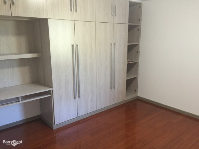 2/10 Llewellyn Place, Eumemmerring, VIC 3177, Eumemmerring - Thumbnail 4