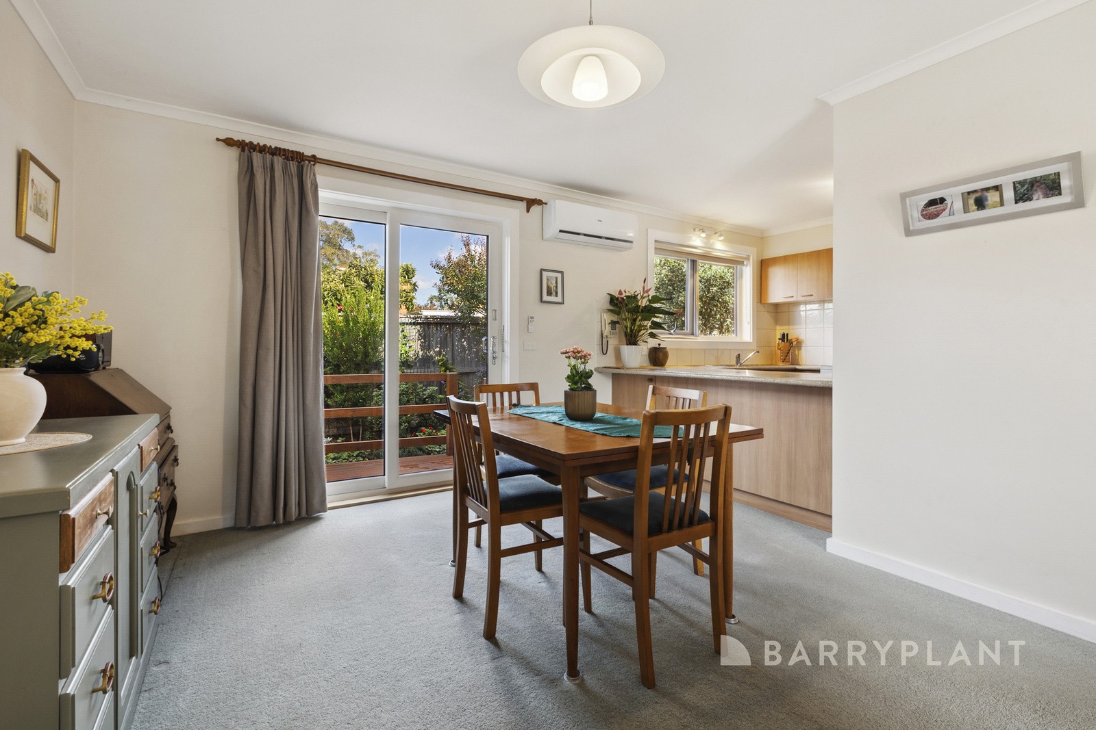 2/10 Morshead Avenue, Mount Waverley, VIC 3149, Mount Waverley - Thumbnail 2