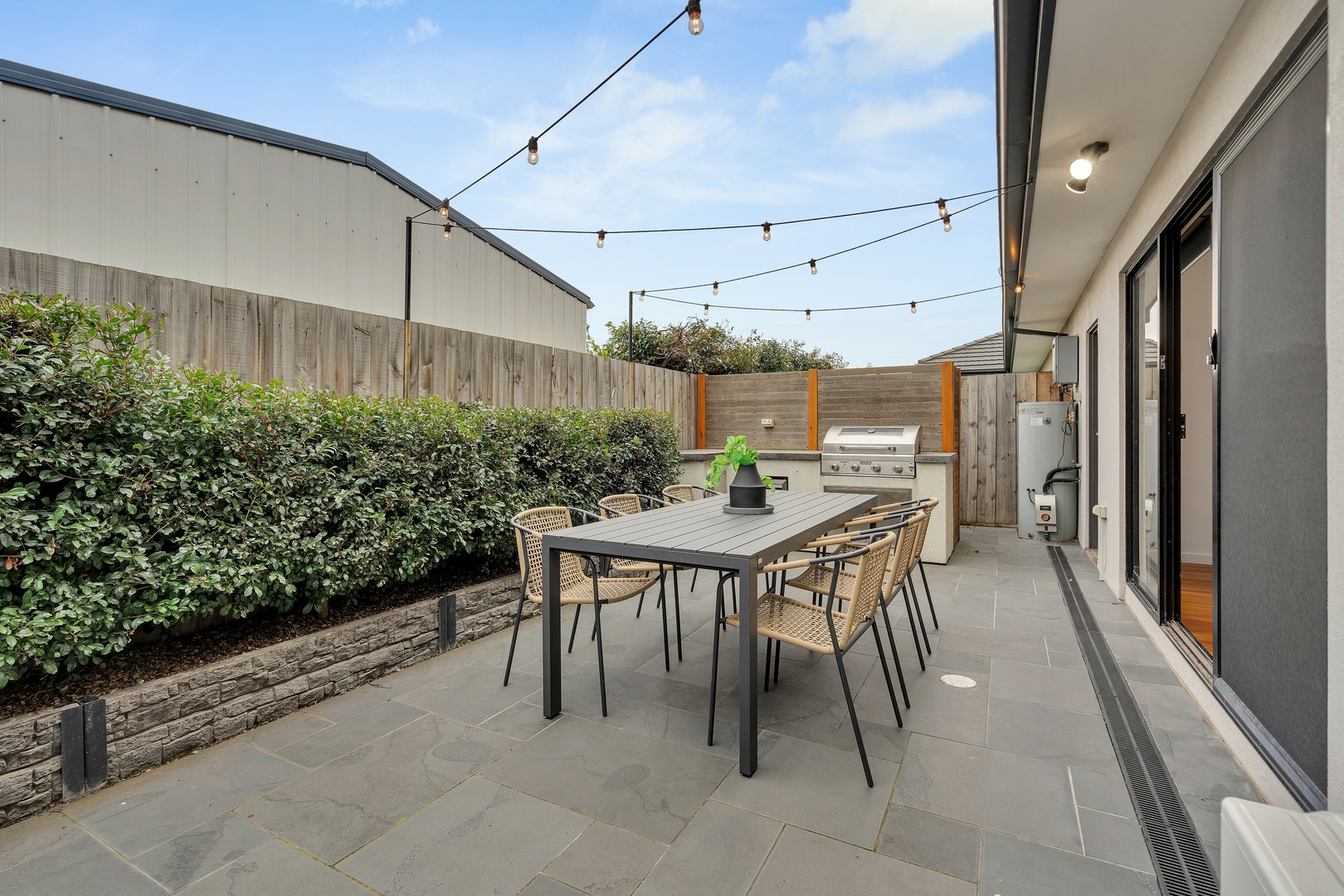 2/10 Murphy Street, Altona North, VIC 3025 - Thumbnail 2 - 29/07/2025