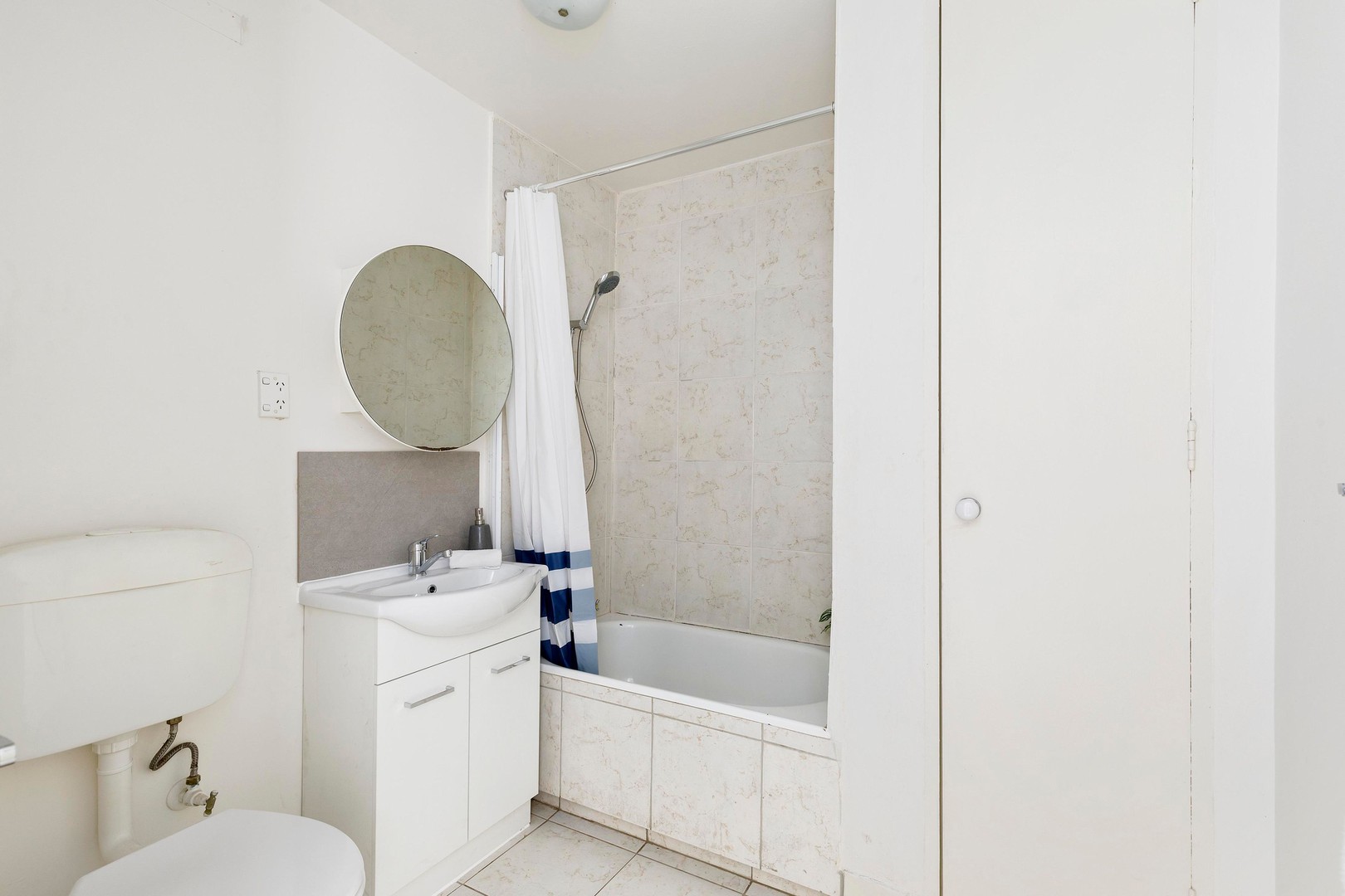 2/10 Newstead StreetMaribyrnong, VIC 3032, Maribyrnong - Thumbnail 7