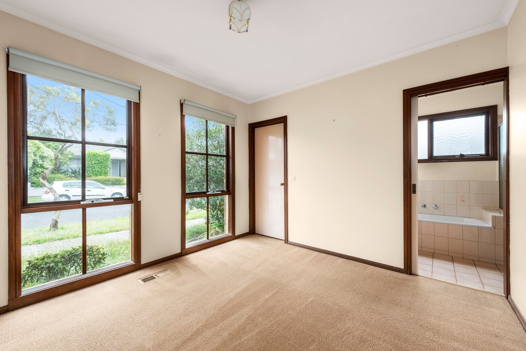 2/10 Reid Street, Box Hill North, VIC 3129, Box Hill North - Thumbnail 3