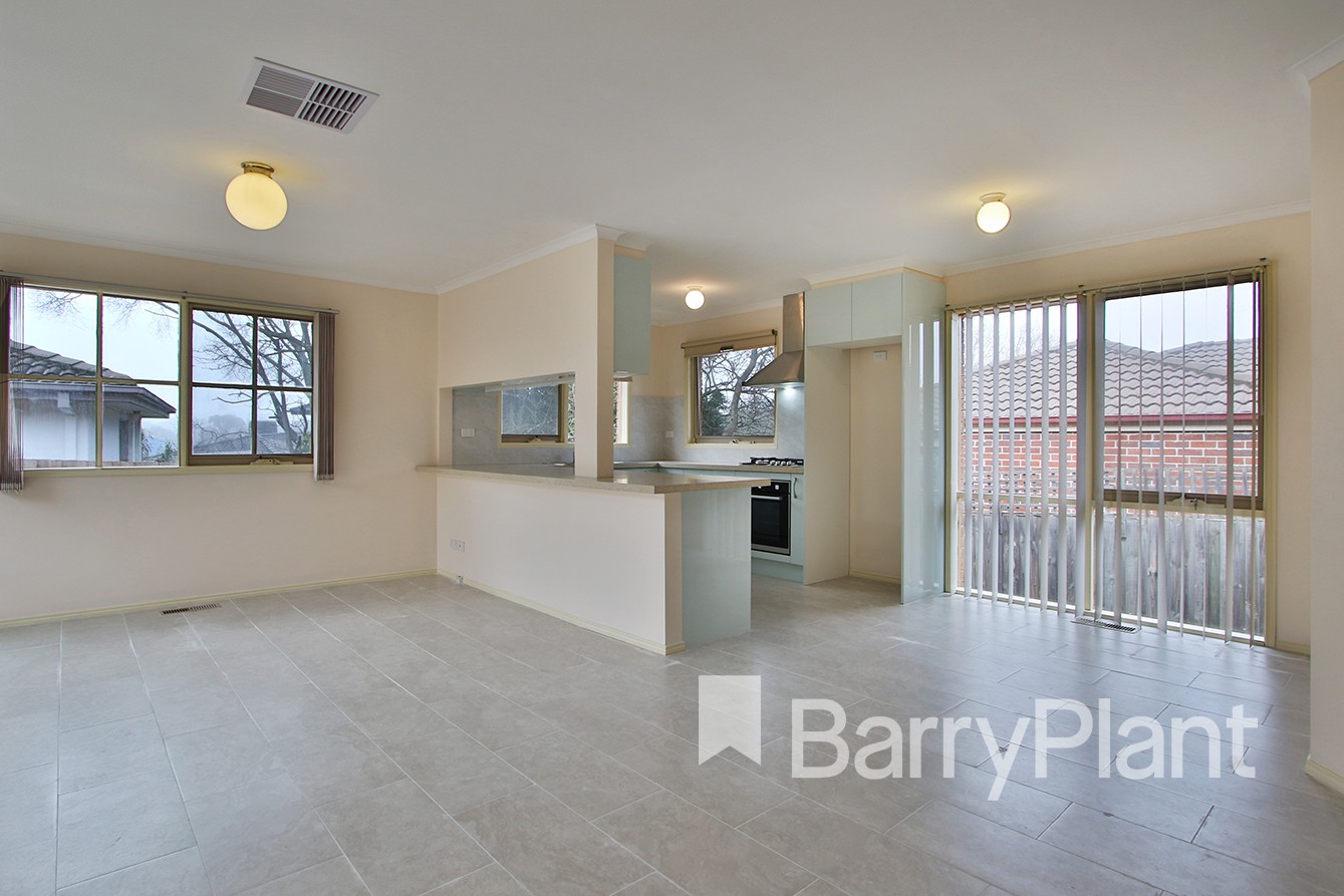 2/10 Richard  Street, Doncaster East, VIC 3109, Doncaster East - Thumbnail 2