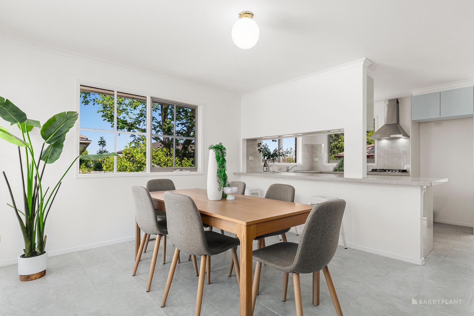 2/10 Richard Street, Doncaster East, VIC 3109, Doncaster East - Thumbnail 2