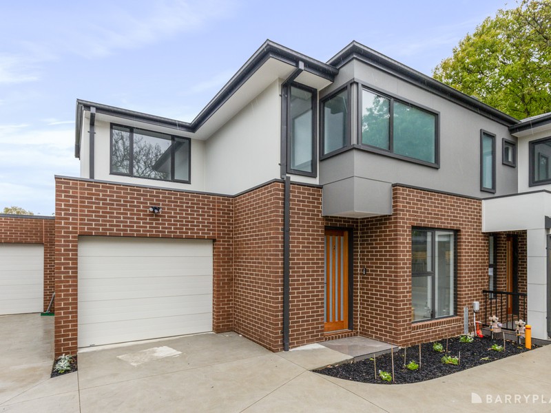 2/10 Ricky Court, Mooroolbark, VIC 3138 - Image - 30/10/2025