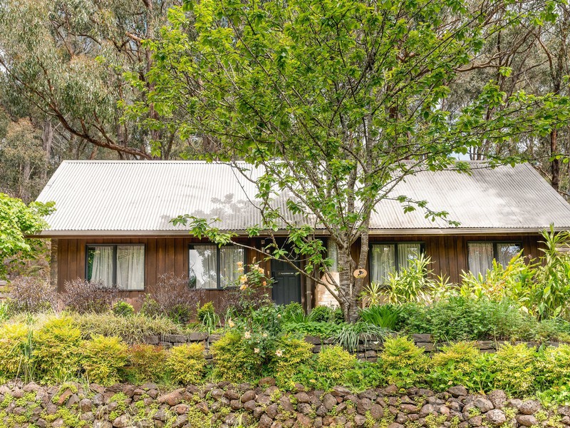 2/10 Stewart Road, Emerald, VIC 3782 - Image - 16/02/2026