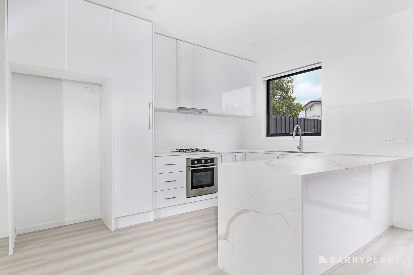 2/10 Waranga Crescent, Broadmeadows, VIC 3047 - Thumbnail 2 - 17/09/2025