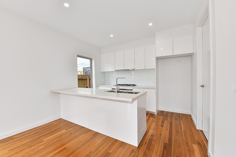 2/100 McNamara Avenue, Airport West, VIC 3042 - Thumbnail 2 - 28/10/2021