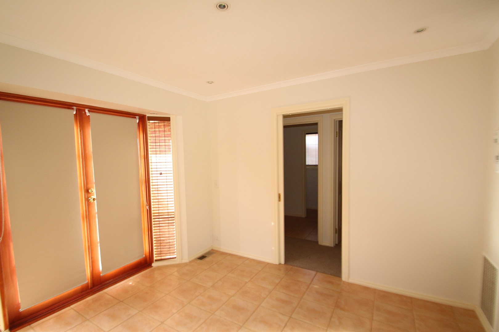 2/100 Mt Dandenong Road, Ringwood East, VIC 3135, Ringwood East - Thumbnail 4