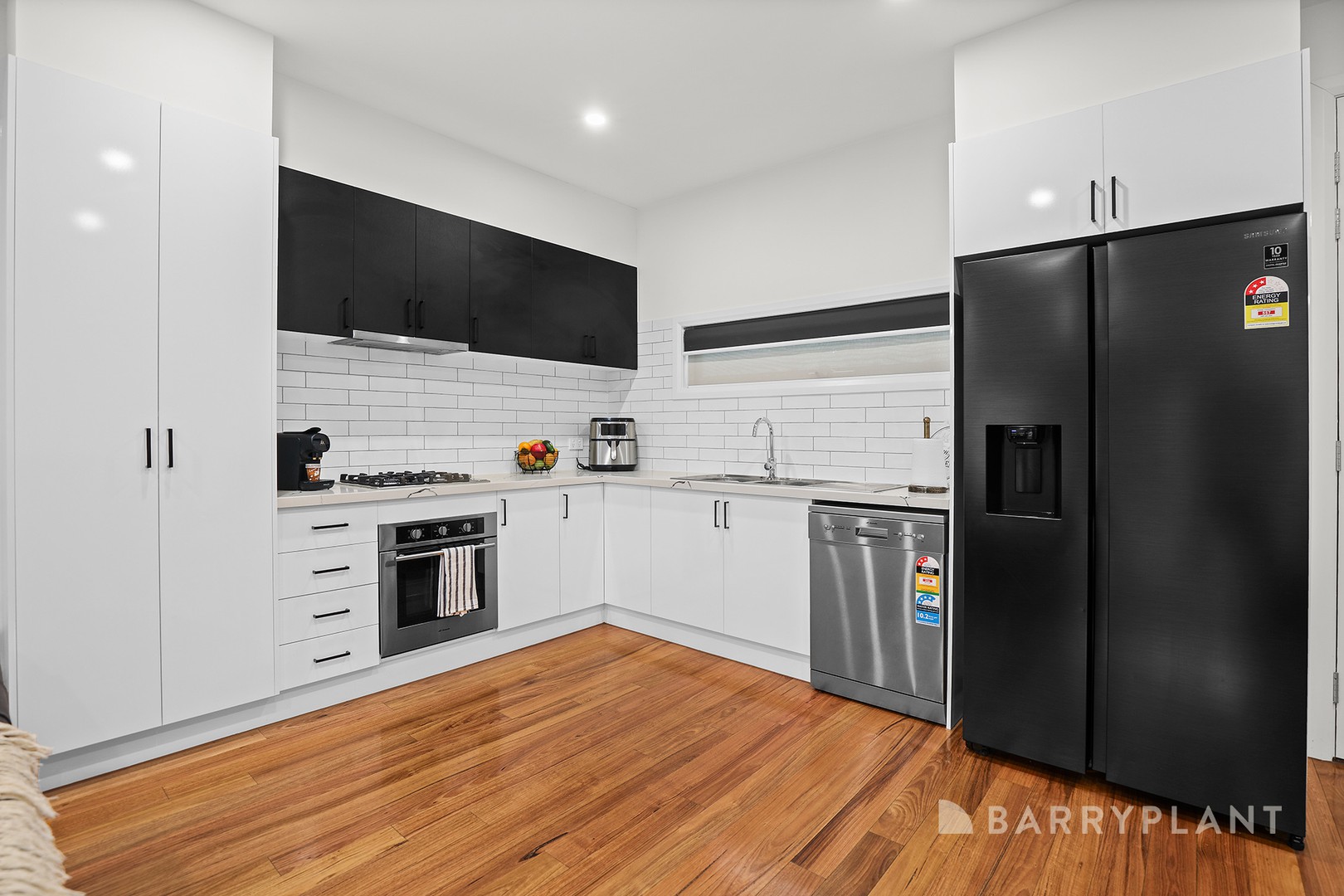 2/100 Widford Street, Glenroy, VIC 3046 - Thumbnail 2 - 18/07/2025