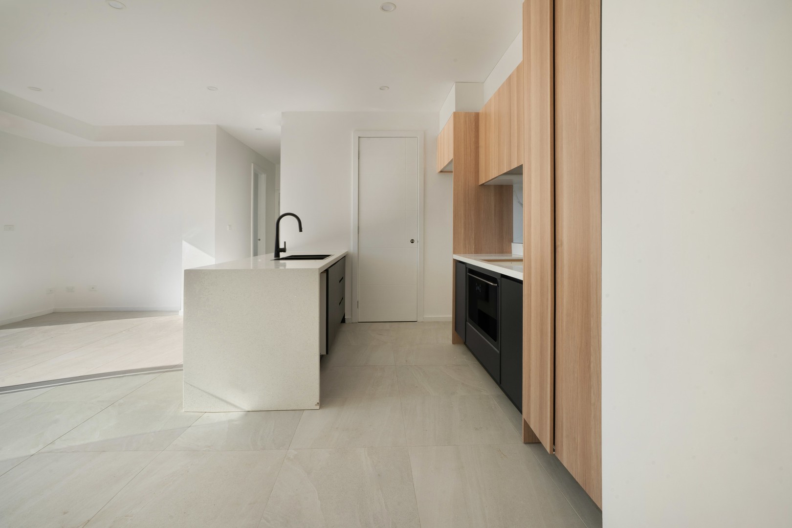2/1003 Pascoe Vale Road, Jacana, VIC 3047, Jacana - Thumbnail 4