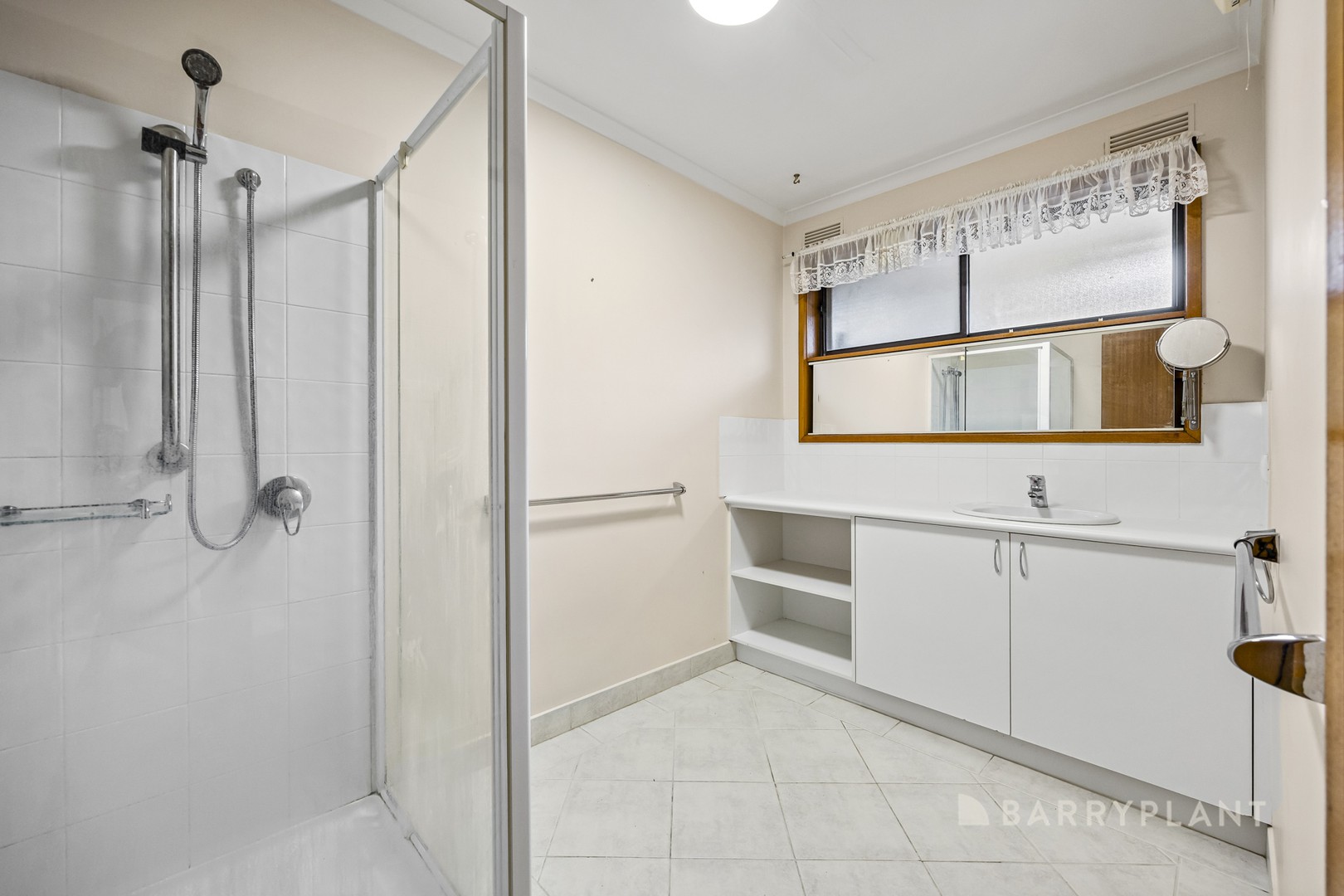 2/103 Inkerman Street, Maryborough, VIC 3465, Maryborough - Thumbnail 6