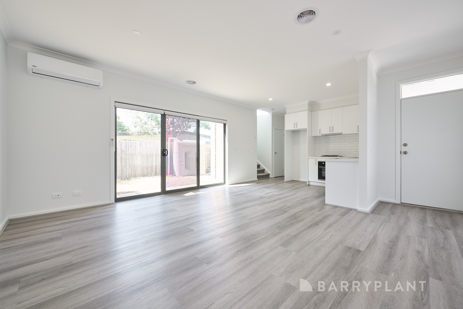 2/1037 Heatherton Road, Noble Park, VIC 3174 - Thumbnail 2 - 06/03/2026