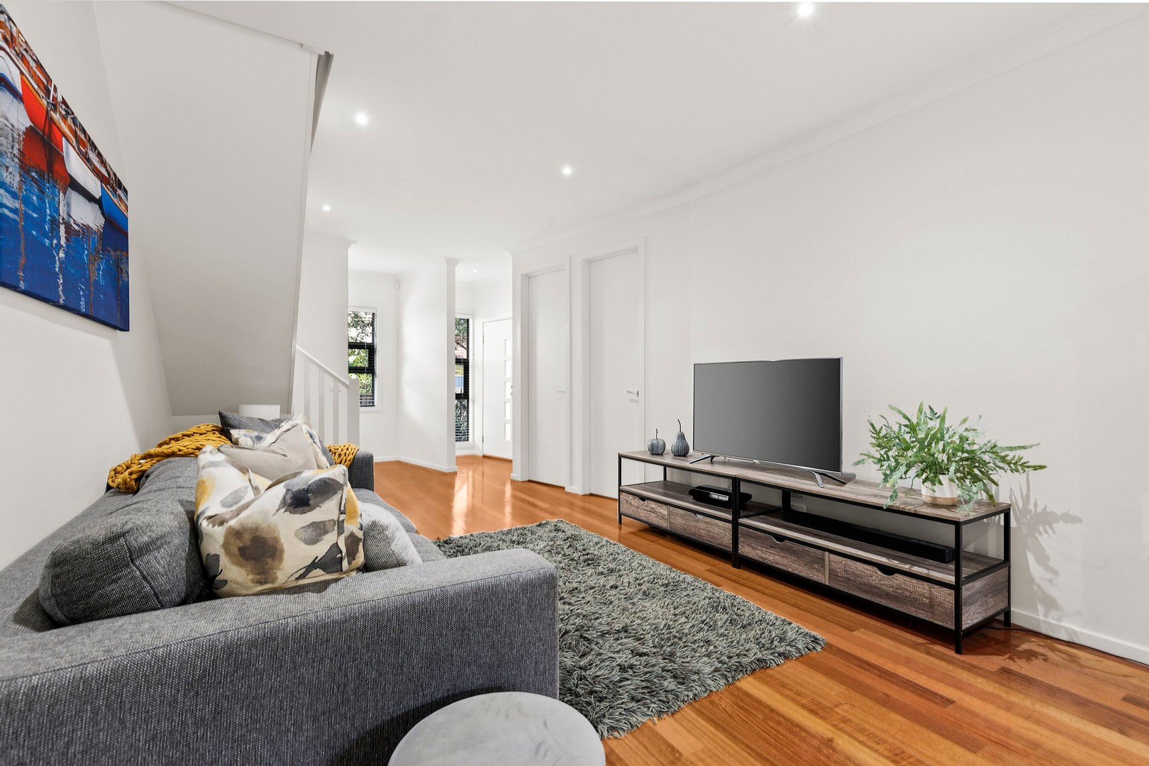 2/104 Roberts Road, Airport West, VIC 3042, Airport West - Thumbnail 3