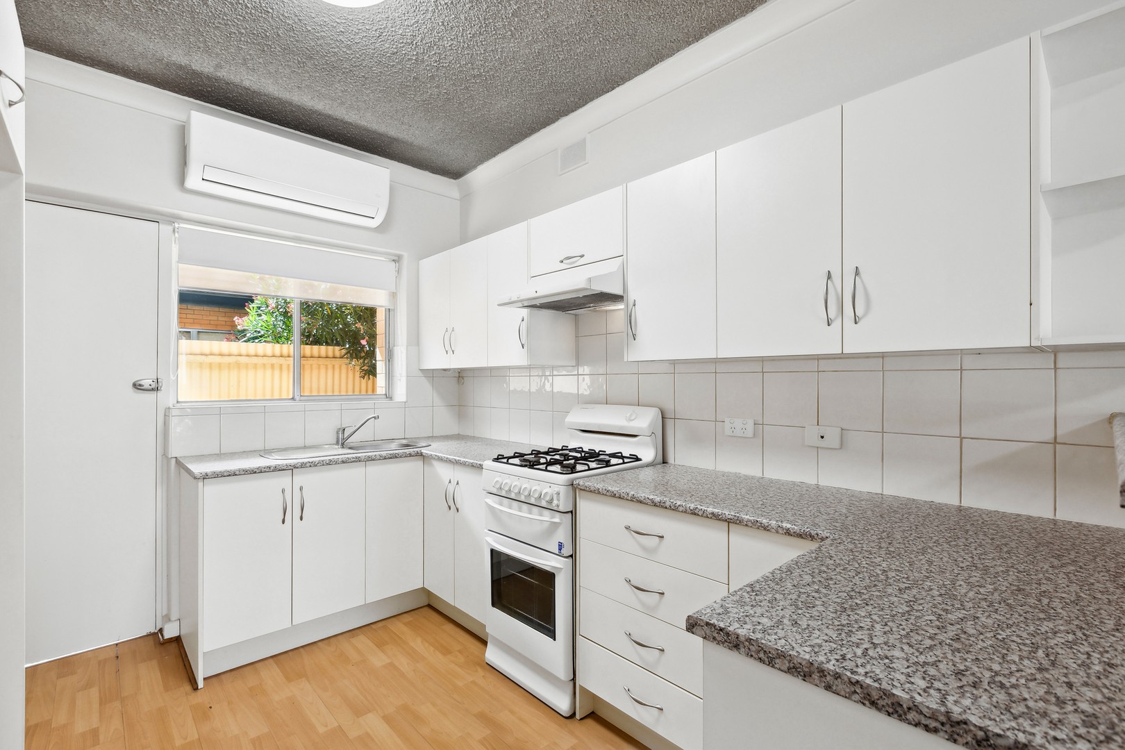 2/104 Sixth AvenueSt Peters, SA 5069  - Leased, St Peters - Thumbnail 2