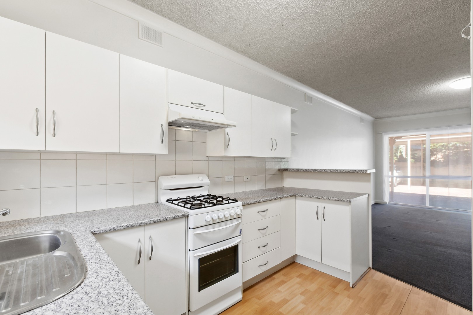2/104 Sixth AvenueSt Peters, SA 5069  - Leased, St Peters - Thumbnail 3
