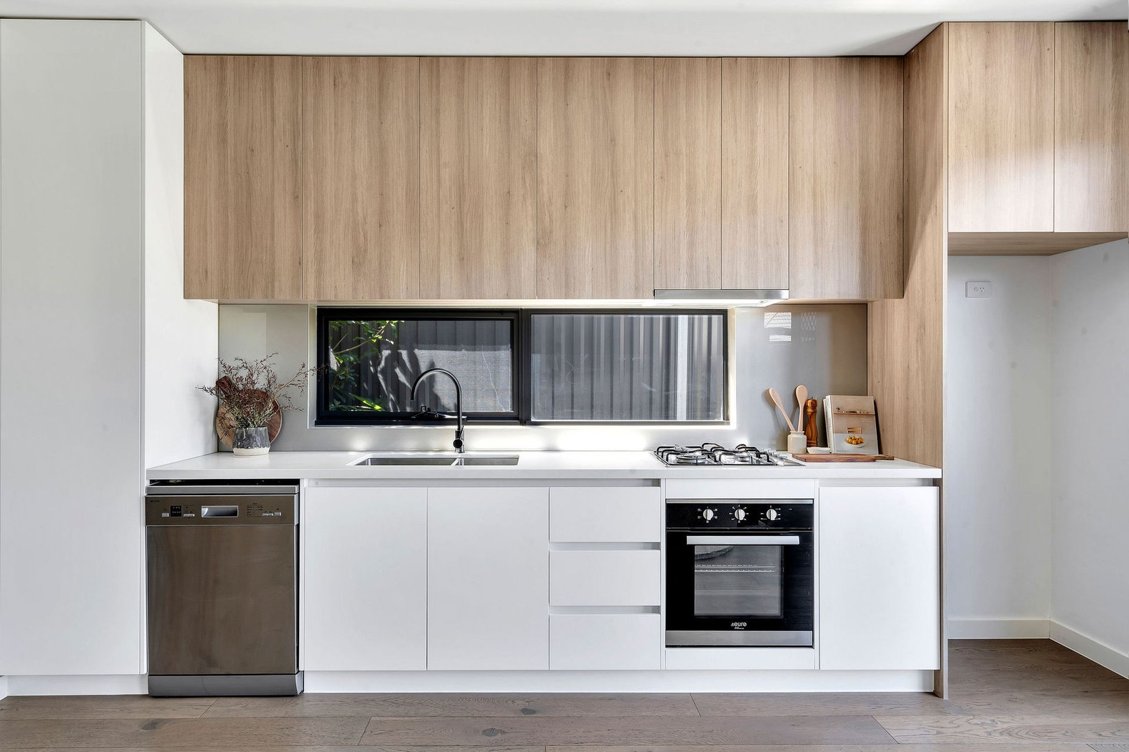 2/105 Barton Street, Reservoir, VIC 3073, Reservoir - Thumbnail 6