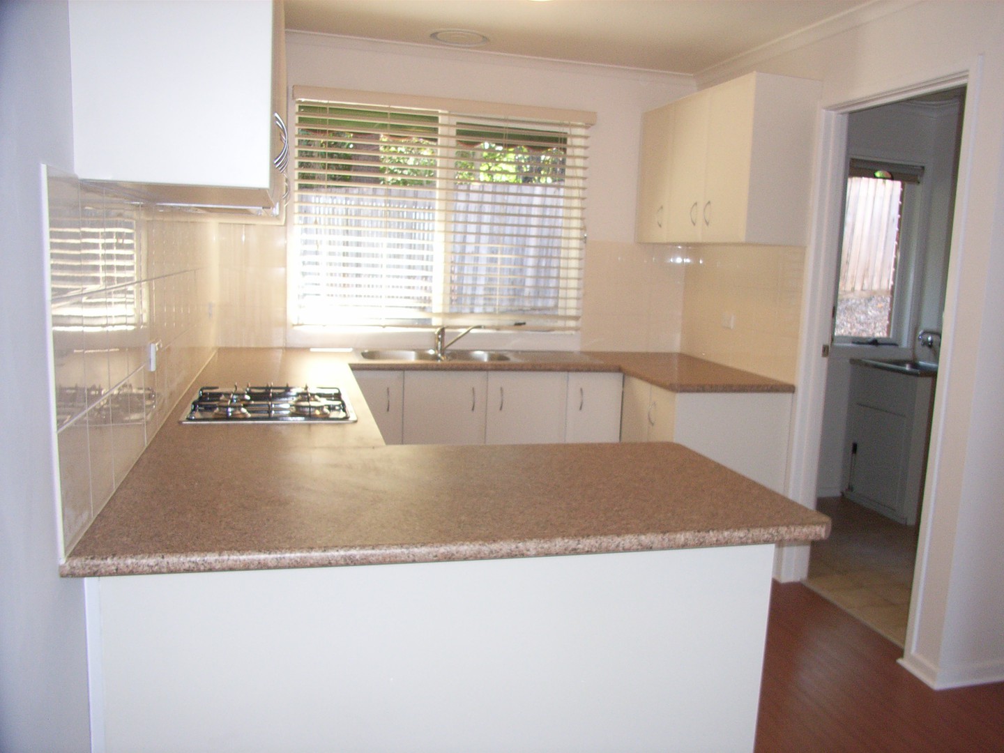 2/106 Cowin StreetDiamond Creek, VIC 3089  - Leased, Diamond Creek - Thumbnail 2