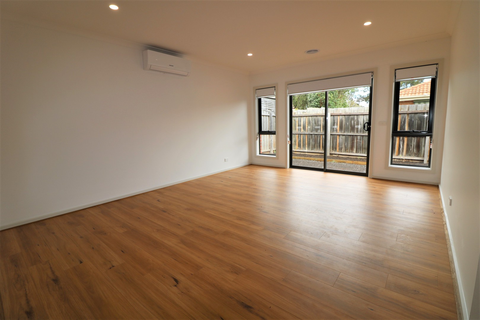 2/106 Ormond Road, East Geelong, VIC 3219, East Geelong - Thumbnail 2