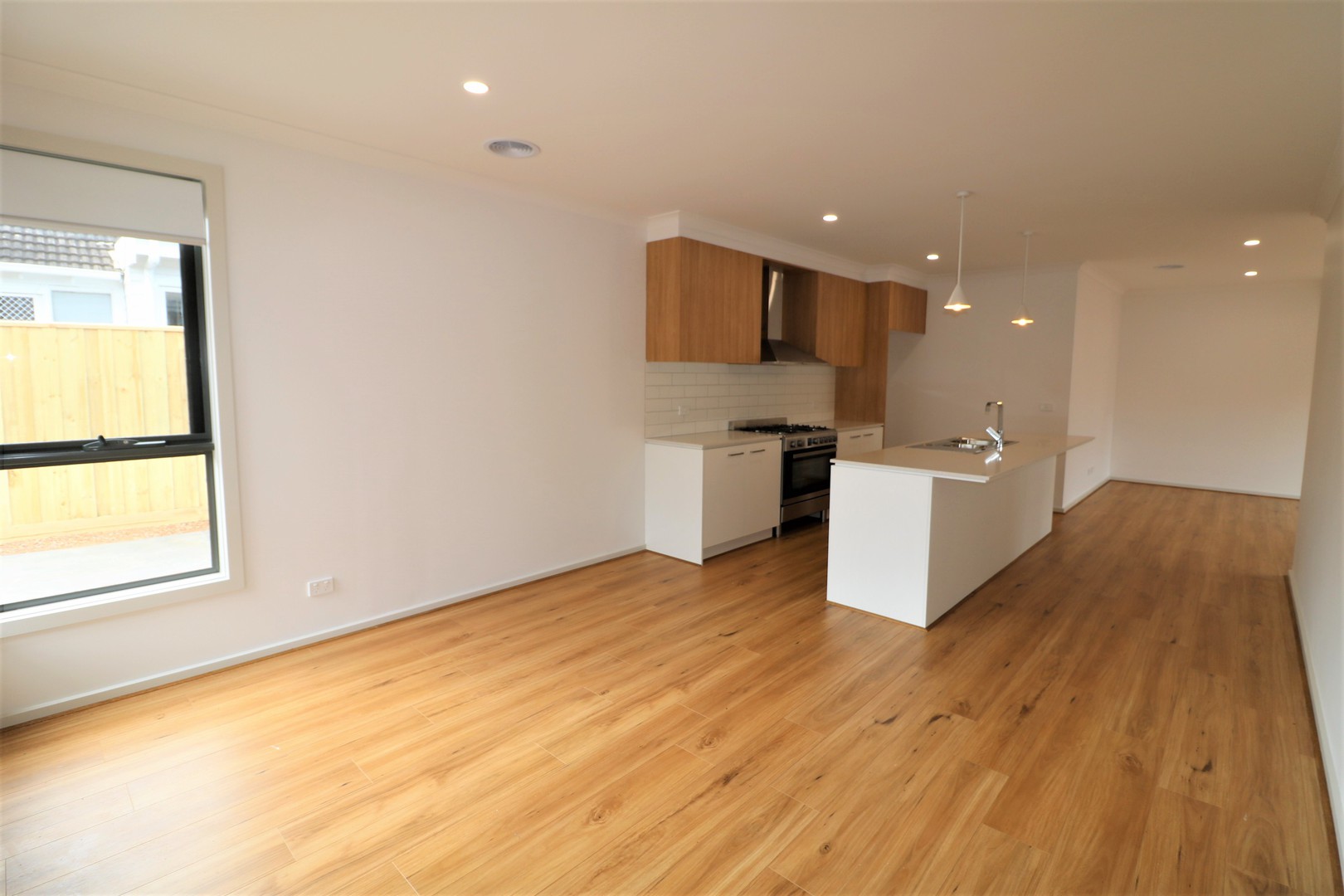 2/106 Ormond Road, East Geelong, VIC 3219, East Geelong - Thumbnail 3