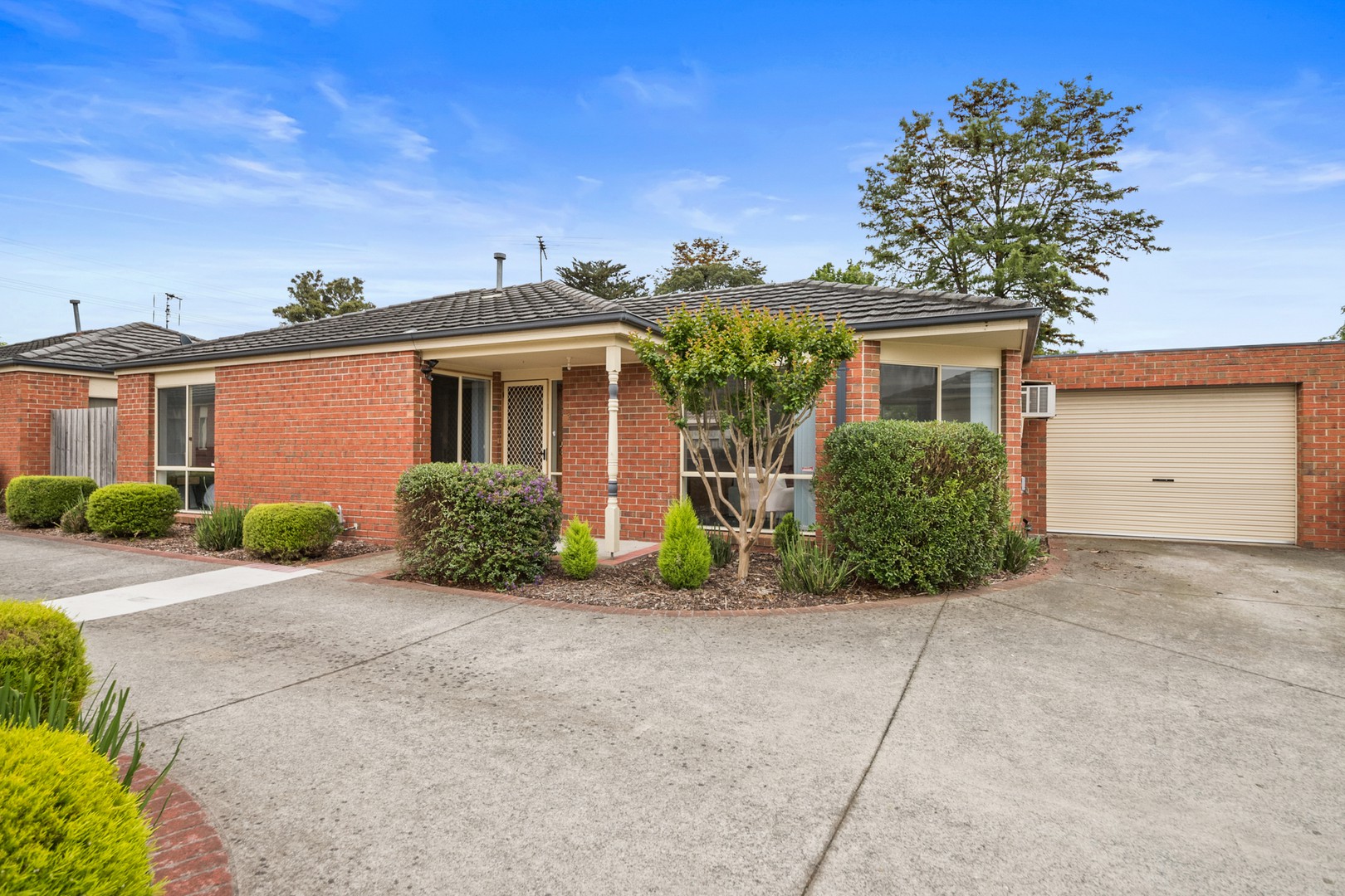 2/11-13 King Street, Pakenham, VIC 3810, Pakenham - Thumbnail 2