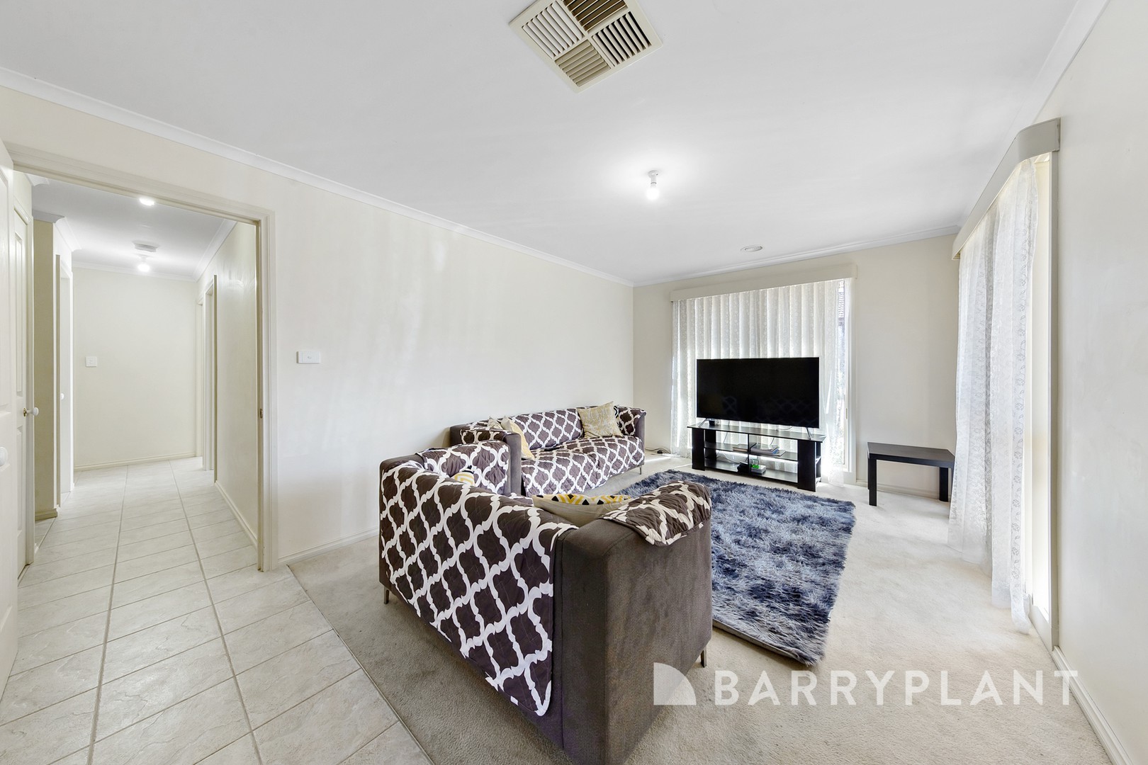 2/11-13 Perrett Avenue, St Albans, VIC 3021, St Albans - Thumbnail 2