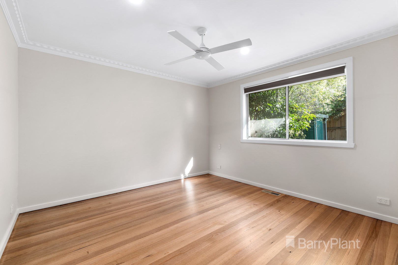 2/11 Alma Street, Lower Plenty, VIC 3093, Lower Plenty - Thumbnail 2
