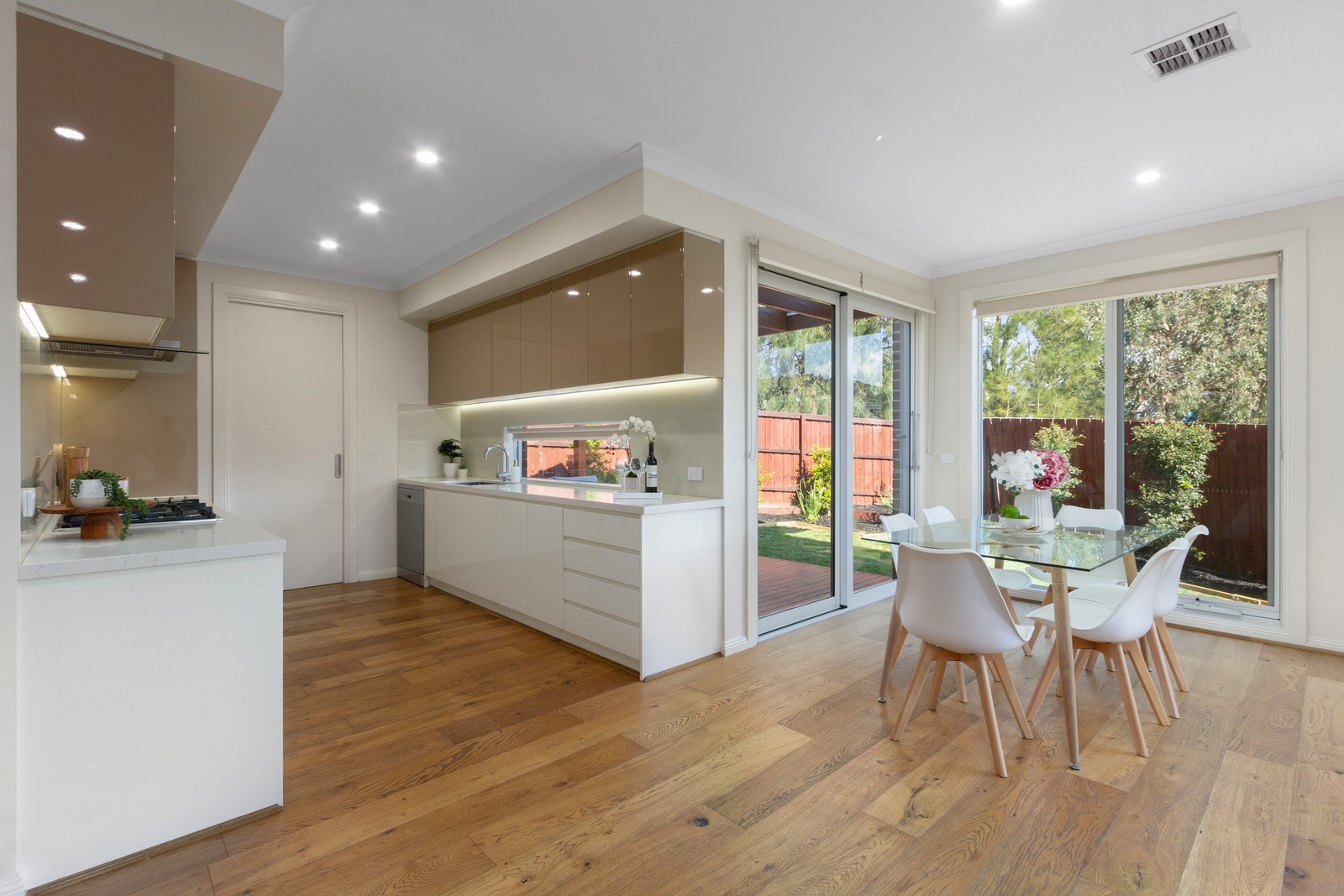 2/11 Attenborough Square, Wantirna, VIC 3152, Wantirna - Thumbnail 4