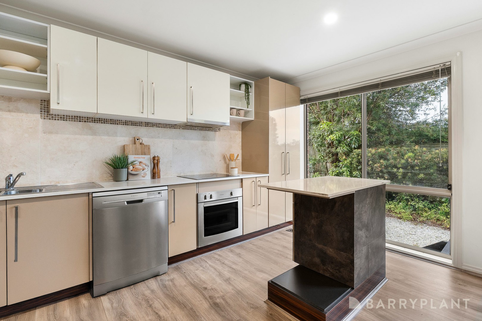 2/11 Barclay Avenue, Croydon, VIC 3136, Croydon - Thumbnail 3