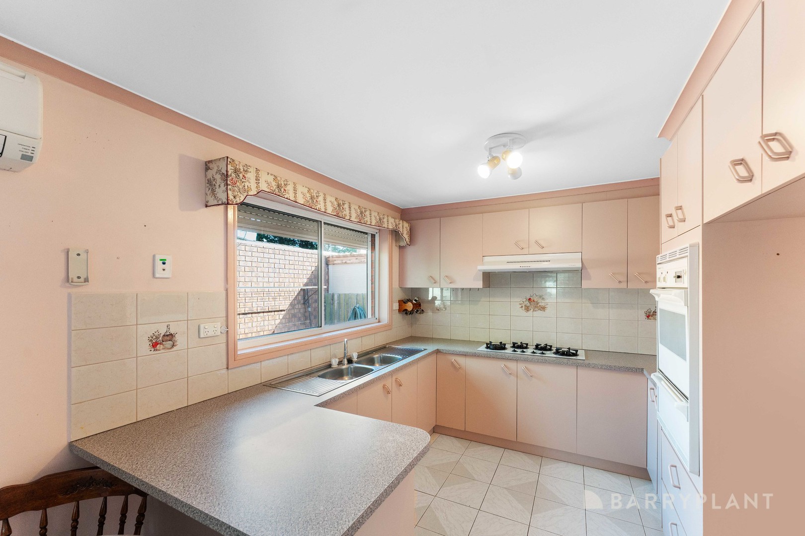 2/11 Carawah Retreat, St Albans, VIC 3021, St Albans - Thumbnail 3