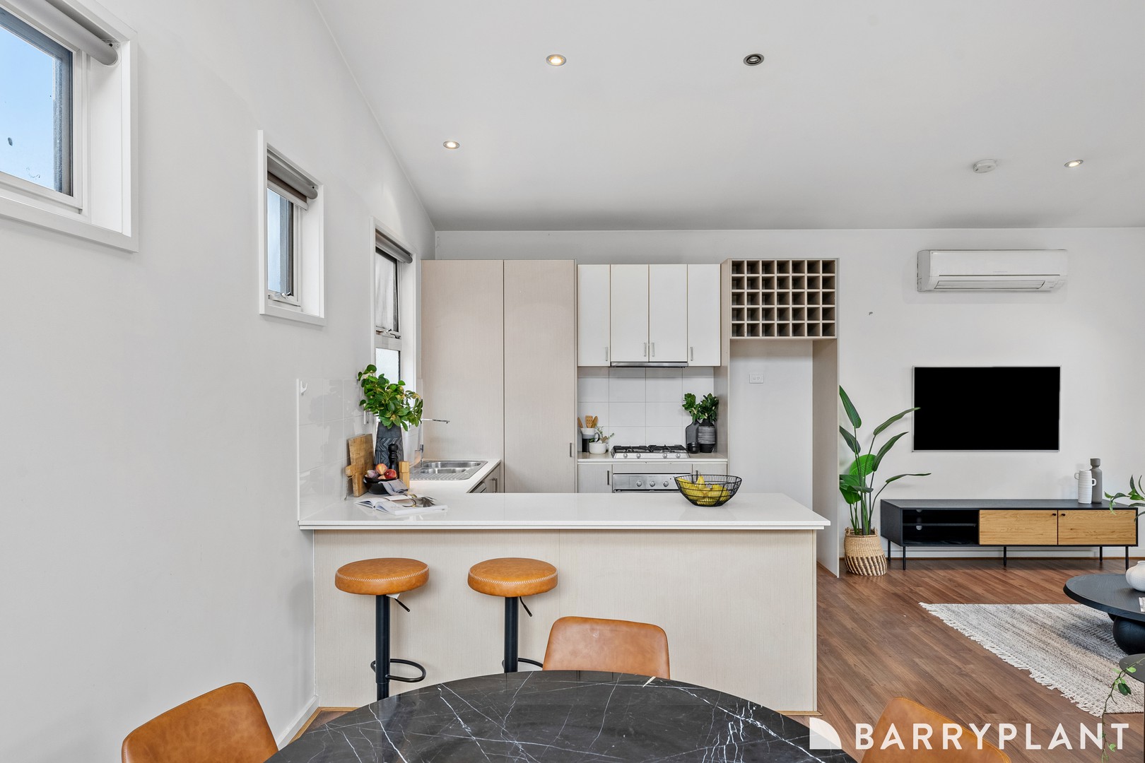 2/11 Churchill Avenue, Maidstone, VIC 3012, Maidstone - Thumbnail 4