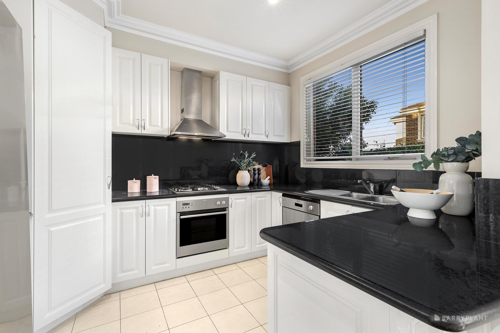 2/11 June Crescent, Templestowe, VIC 3106, Templestowe - Thumbnail 4