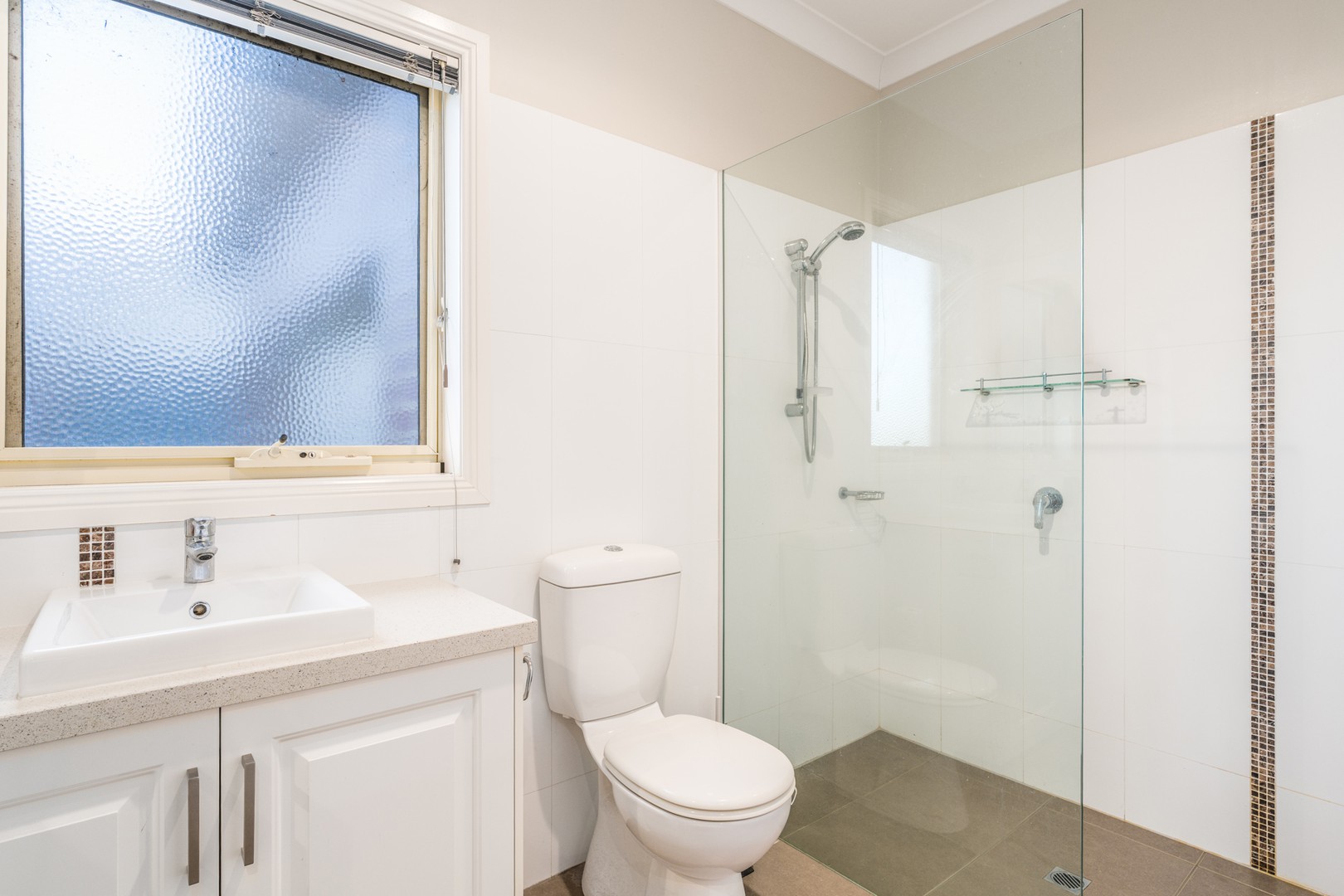 2/11 Laura Avenue, Belmont, VIC 3216, Belmont - Thumbnail 8