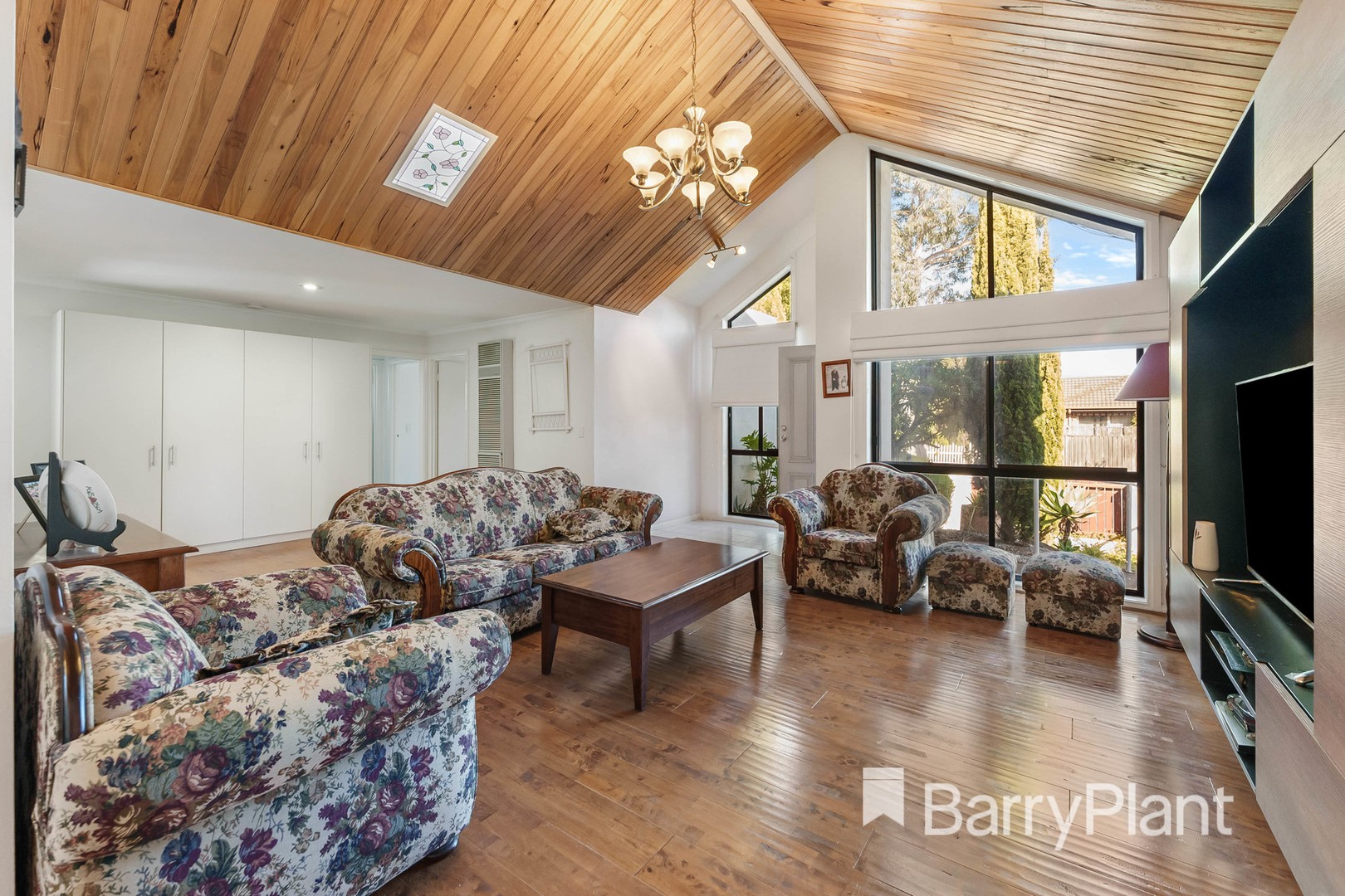 2/11 MacAlister CourtWerribee, VIC 3030, Werribee - Thumbnail 2