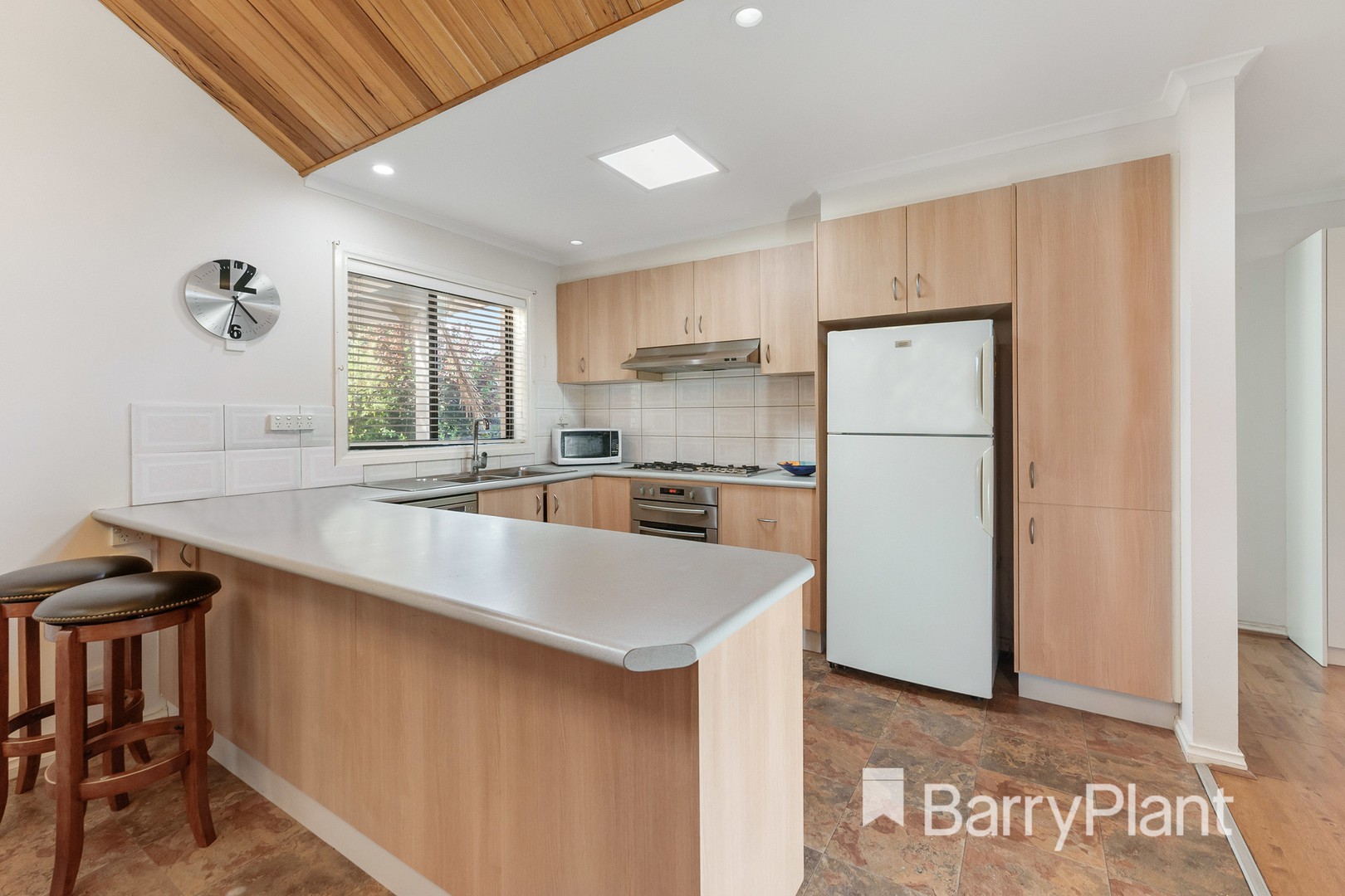 2/11 MacAlister CourtWerribee, VIC 3030, Werribee - Thumbnail 4