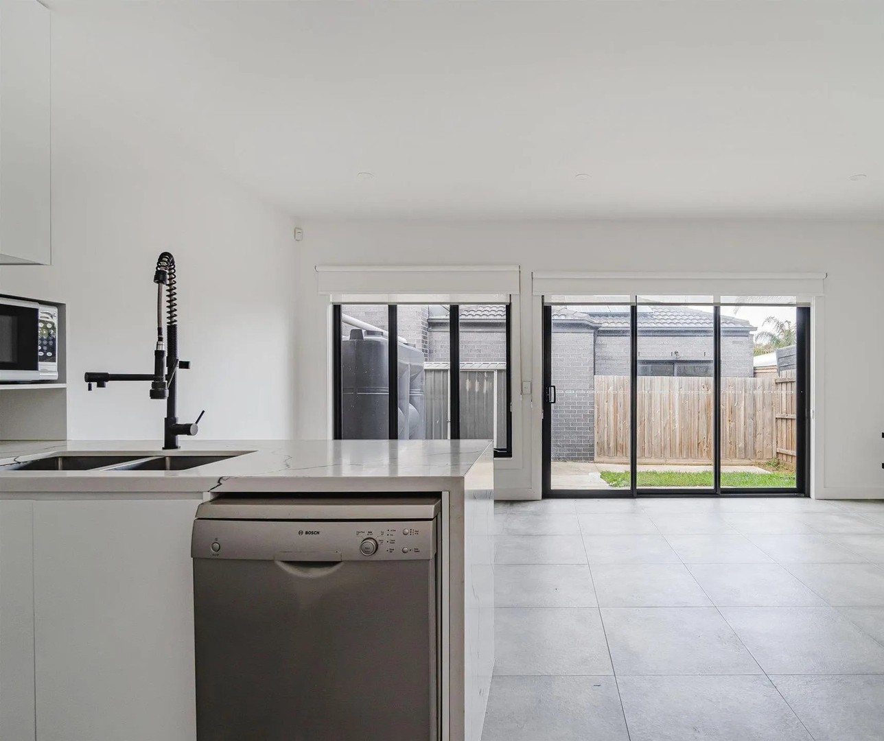 2/11 Menana Road, Glenroy, VIC 3046, Glenroy - Thumbnail 7