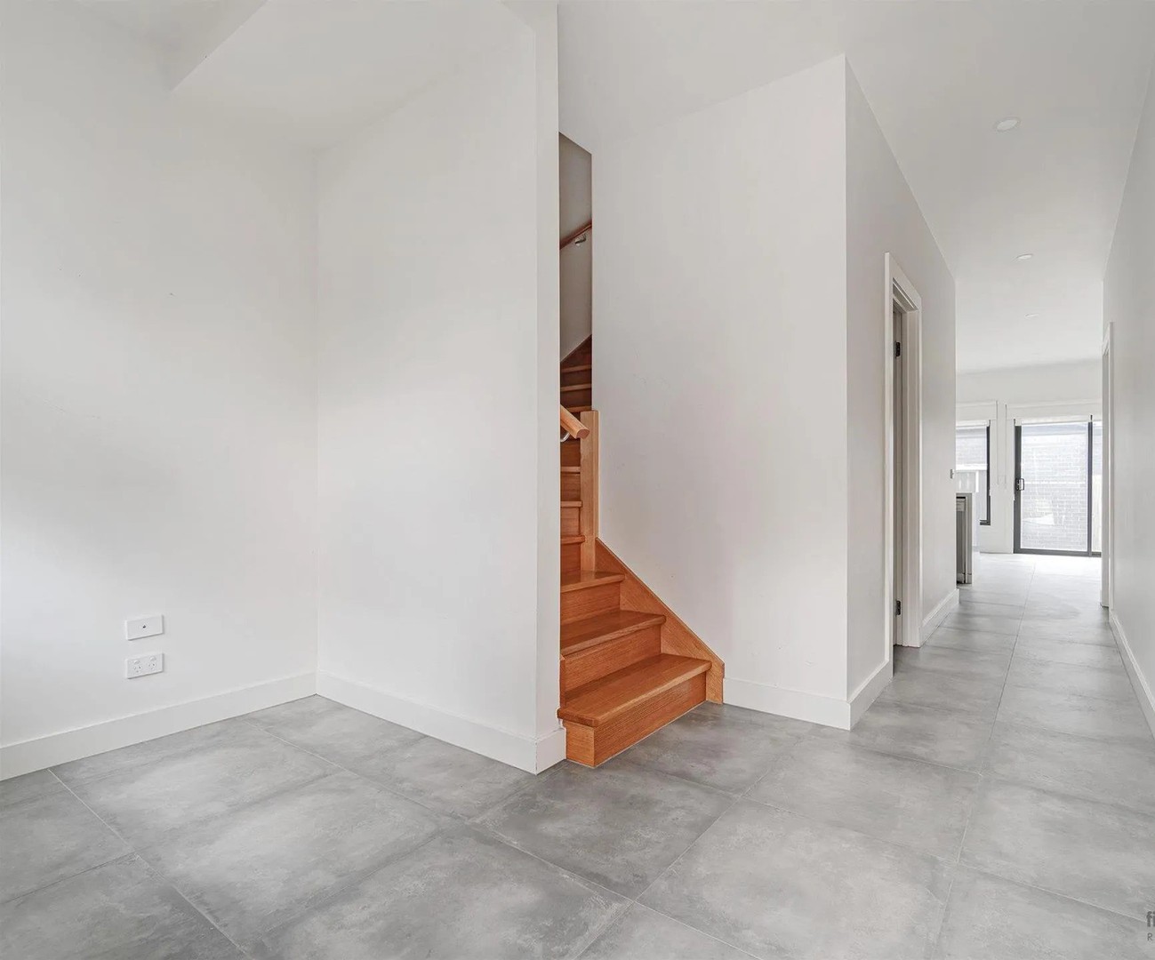 2/11 Menana Road, Glenroy, VIC 3046, Glenroy - Thumbnail 8