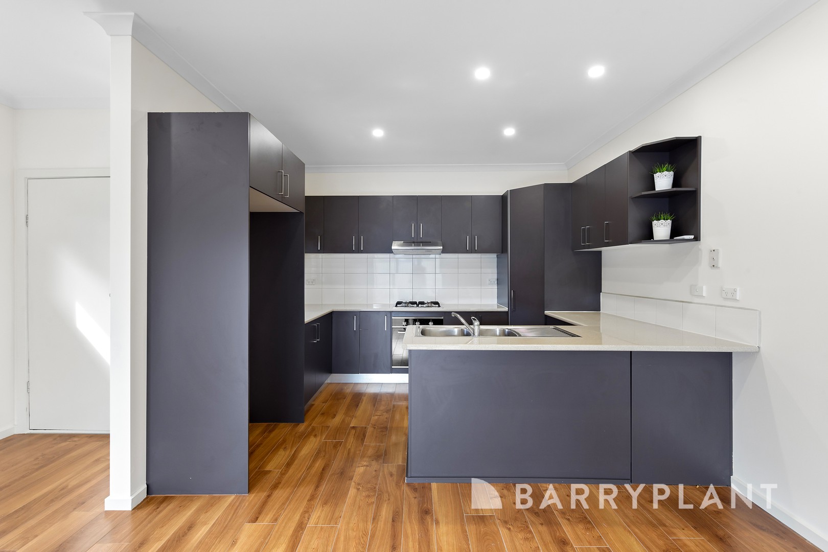 2/11 Michael Avenue, St Albans, VIC 3021, St Albans - Thumbnail 4