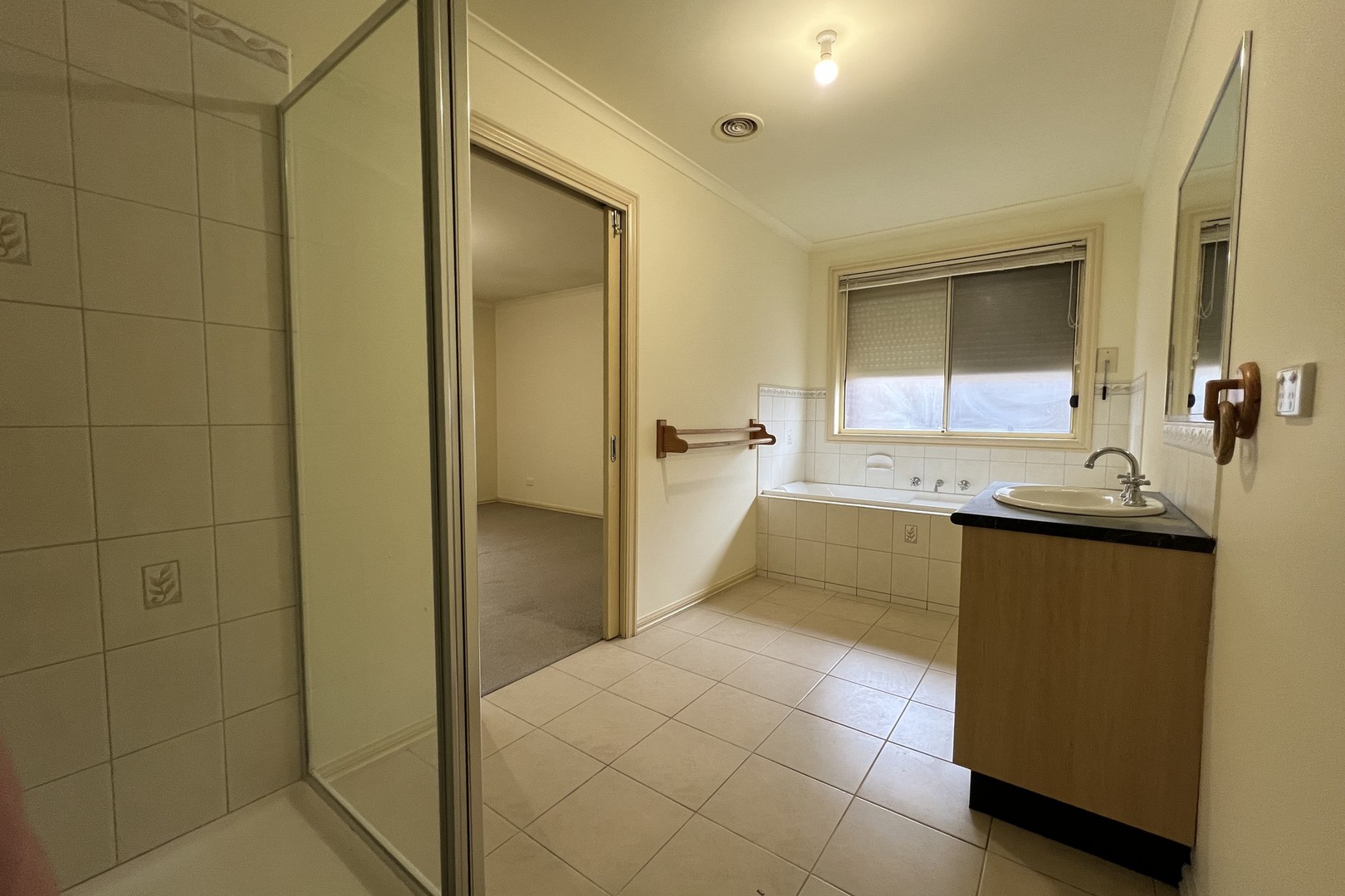 2/11 Nariel Road, Kings Park, VIC 3021, Kings Park - Thumbnail 7