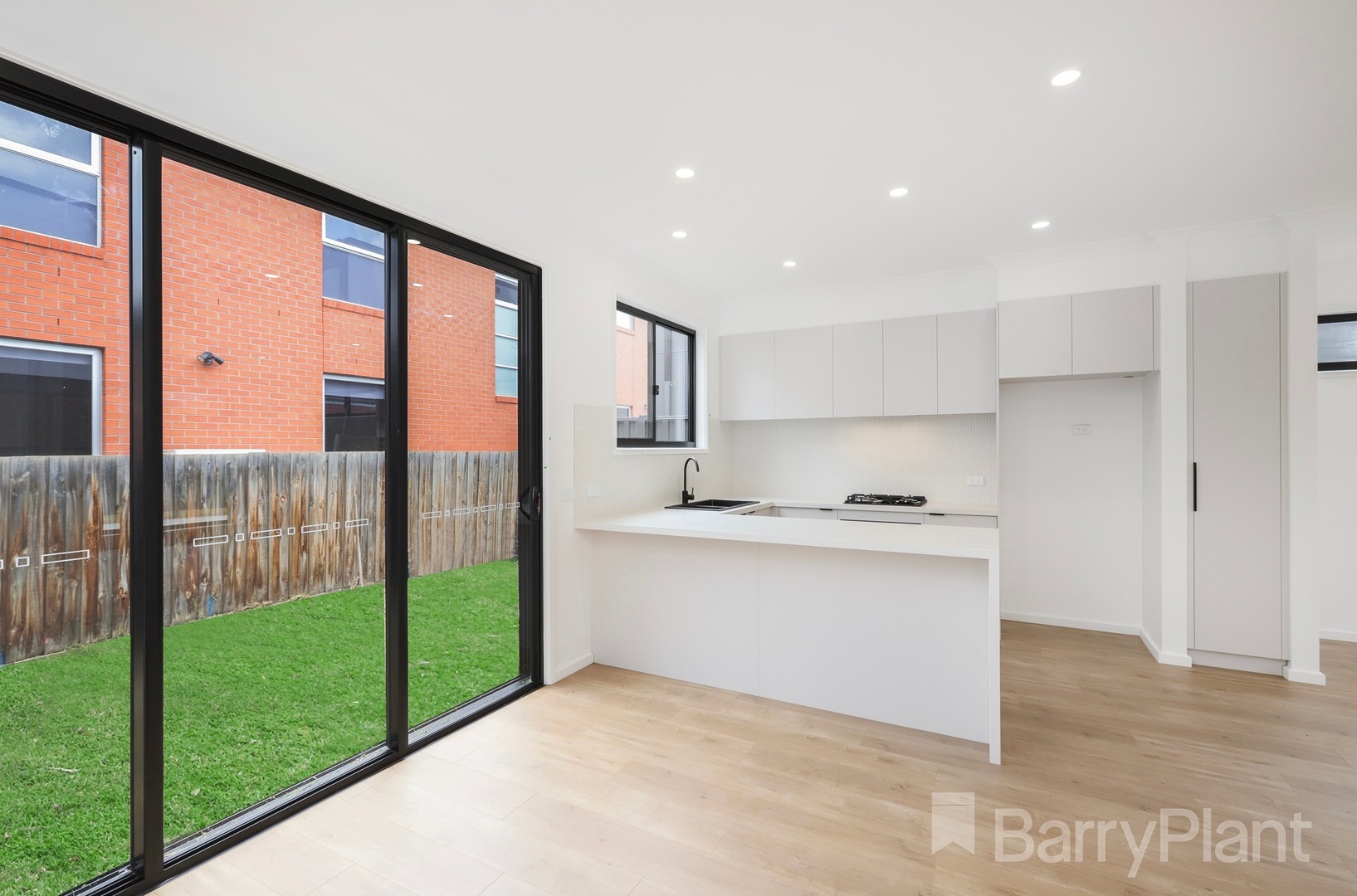 2/11 Phoenix Street, Sunshine North, VIC 3020, Sunshine North - Thumbnail 6