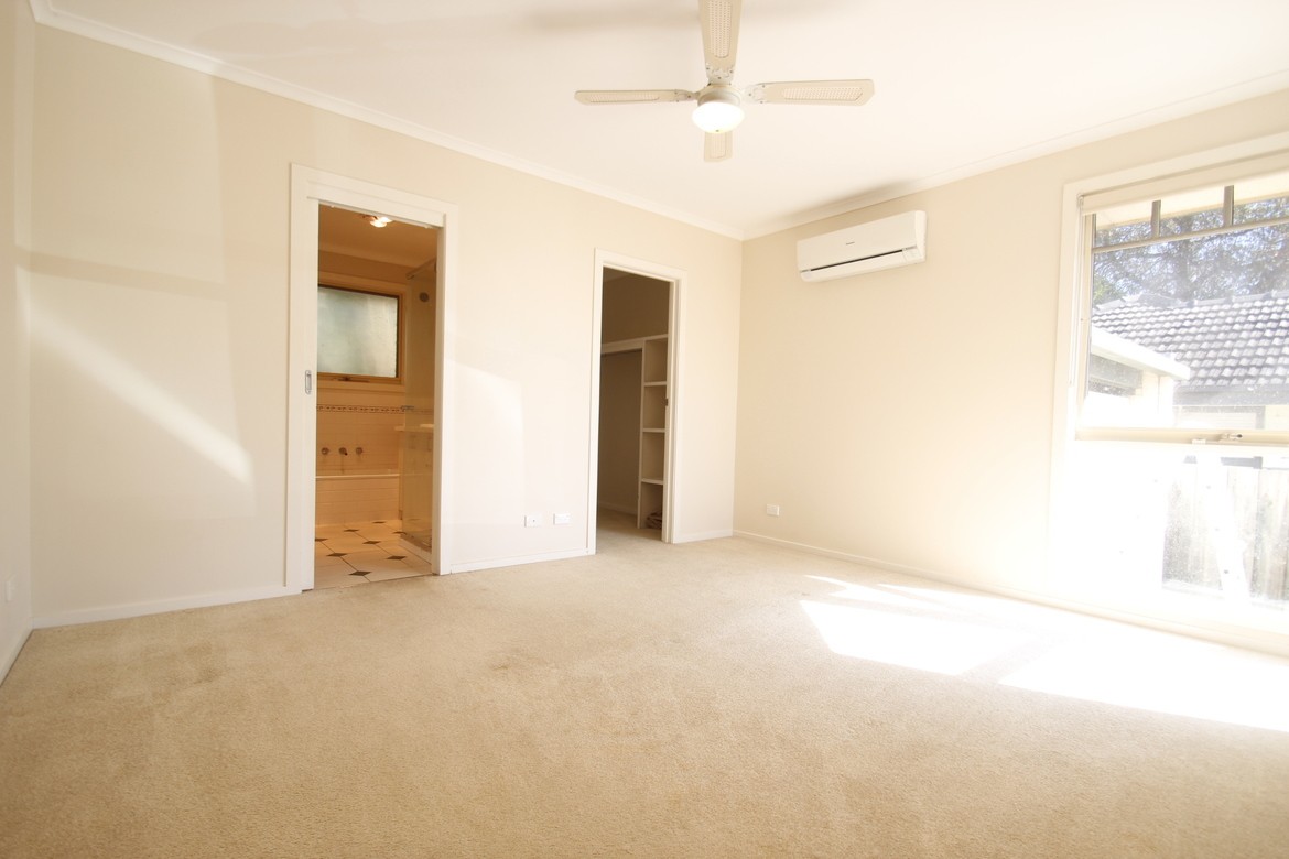 2/11 Quentin Street, Forest Hill, VIC 3131, Forest Hill - Thumbnail 4