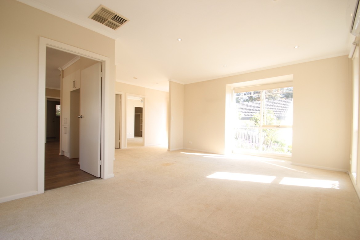 2/11 Quentin Street, Forest Hill, VIC 3131, Forest Hill - Thumbnail 7