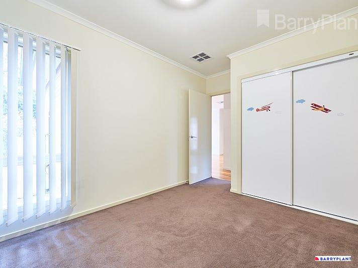 2/11 Roycroft Close, Glen Waverley, VIC 3150, Glen Waverley - Thumbnail 8