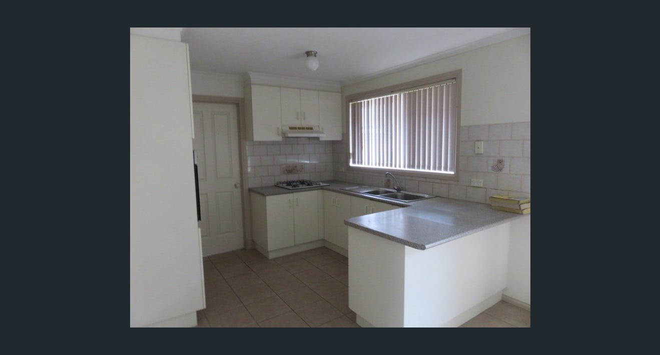 2/11 Stamford Crescent, Rowville, VIC 3178, Rowville - Thumbnail 2