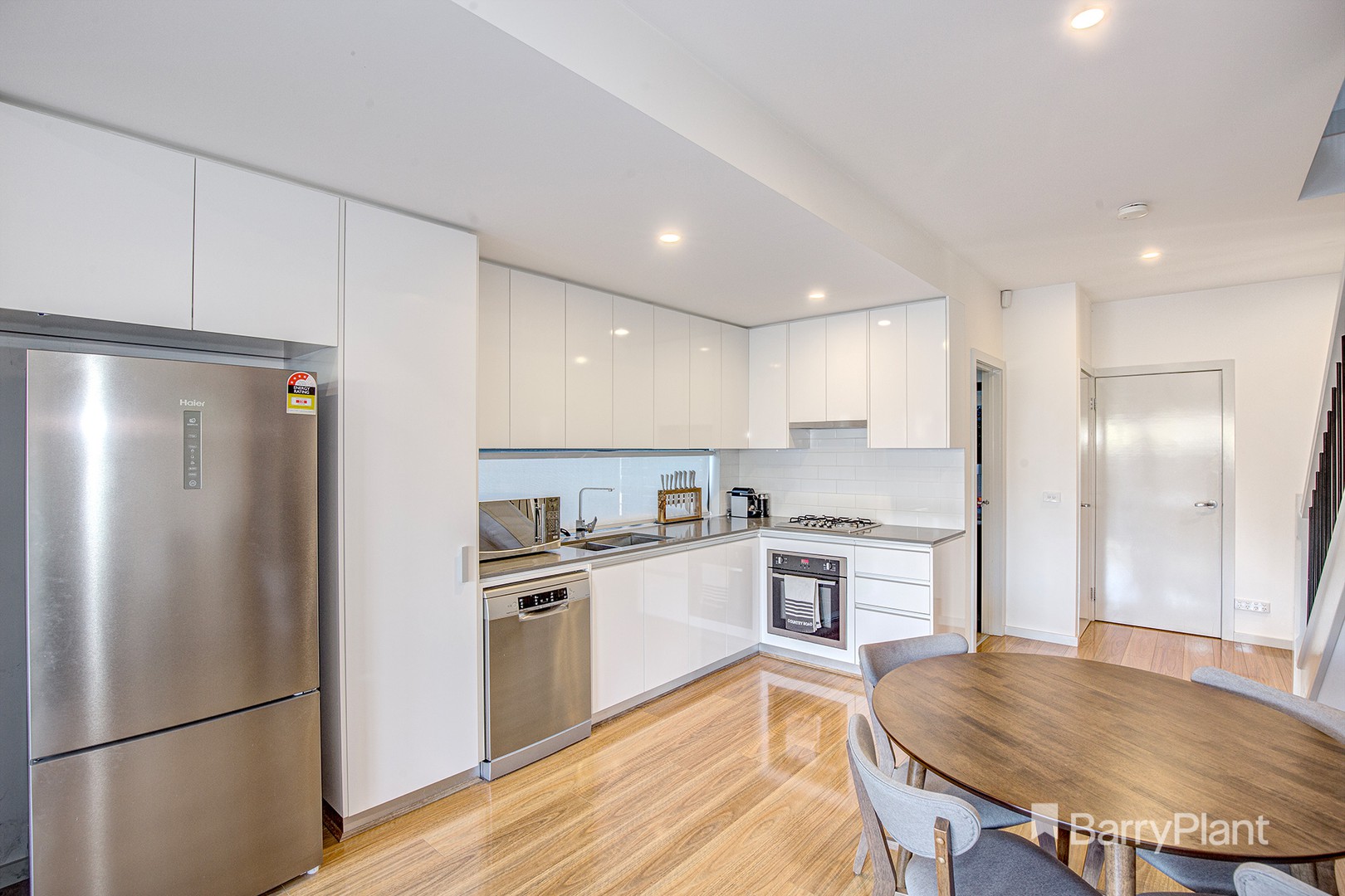 2/11 Talbot Street, Hadfield, VIC 3046, Hadfield - Thumbnail 2